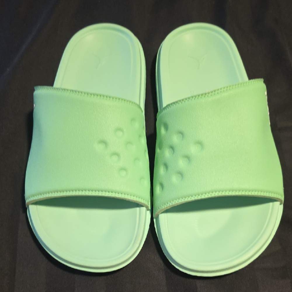 Jordan Play Slide "Tourmaline Green"